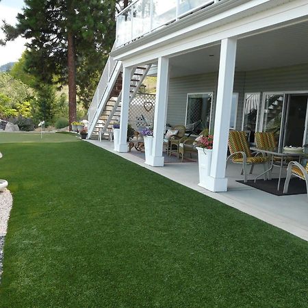 Heartstone B&B Peachland Zewnętrze zdjęcie